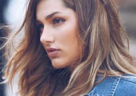 No Brasil, Sasha aposta em mudança de visual: 'ainda não me acostumei'