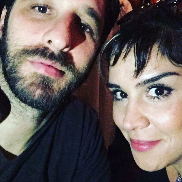 Mulher termina casamento de 13 anos com Rafinha Bastos, que lamenta: 'teria ficado a vida inteira' 