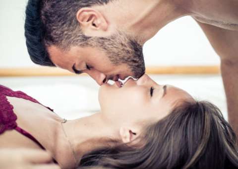 Revezamento de oral: você nele, ele em você e os dois fazem juntos