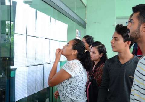 UEA divulga Edital e 4ª chamada do Vestibular e SIS 2016 