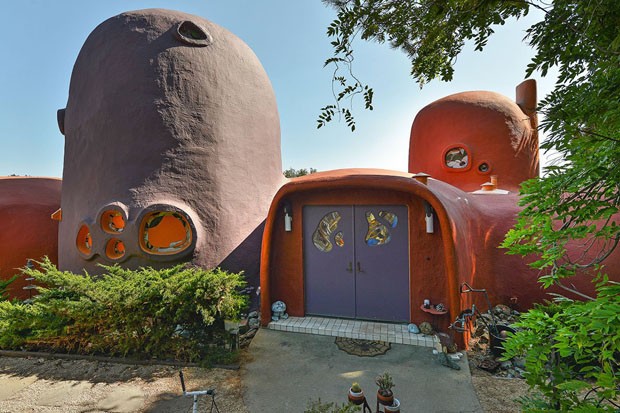 Casa dos Flintstones da vida real é vendida por 9,3 milhões 