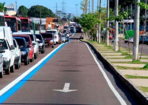 Juiz nega pedido de suspensão da faixa azul em Manaus