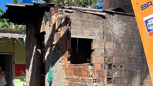 Irmãos de 8 e 9 anos morrem e outros dois ficam feridos em incêndio