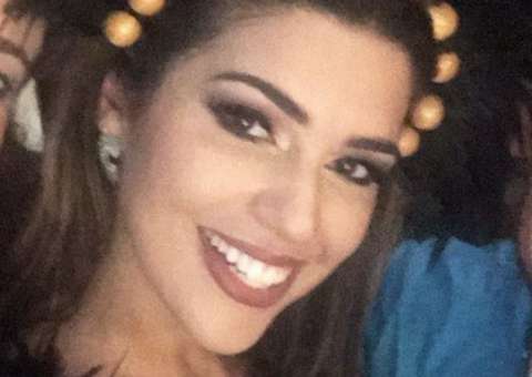 #Vídeos: Vivian e mais ex-bbbs se emocionam na segunda noite do Festival de Parintins