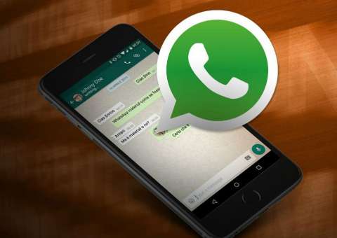 Quem manda mensagens com ponto final parece frio e mentiroso, diz estudo