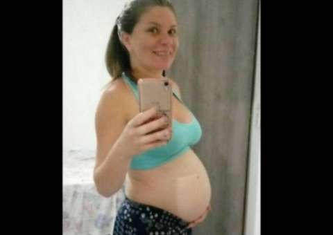 Mãe de bebê baleado dentro da barriga não sabe que ele ficou paraplégico 