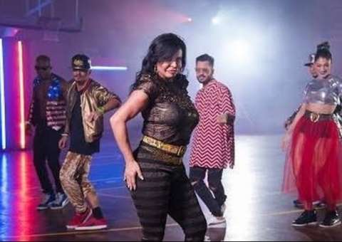 Em Manaus, Gretchen fala sobre participação em clipe de Katy Perry