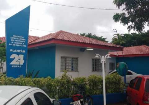 Pai acusado de agredir e matar bebê de 4 meses em Manaus dá declarações à polícia