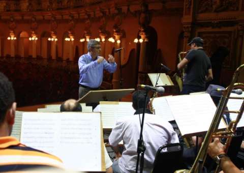 Jobiniana apresenta diálogo entre Bossa Nova e jazz contemporâneo no Teatro Amazonas