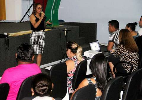 Mais de 1700 bolsistas do Bolsa Universidade auxiliarão em avaliação em Manaus