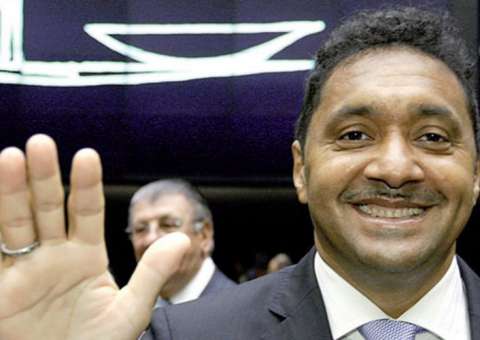 Deputado Tiririca é acusado de assédio sexual por ex-empregada