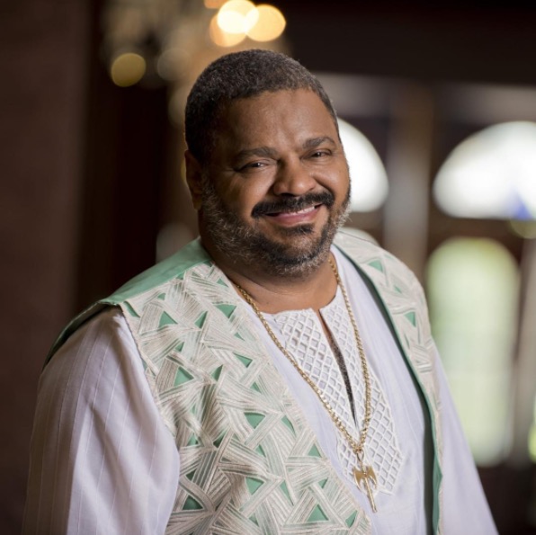 Mulher de Arlindo Cruz “se muda” para hospital para ficar ao lado do marido