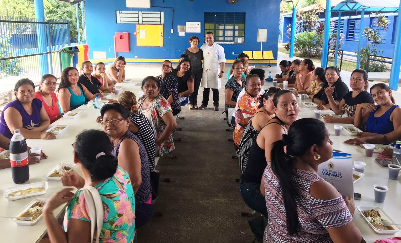Chef ministra curso para merendeiras da Semed