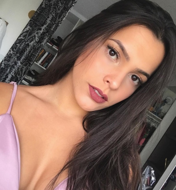 Após polêmica, ex-BBB Emilly ganha apoio de fãs na web e bomba no Twitter