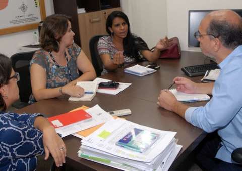 Semsa sensibiliza profissionais para pré-natal e parto humanizado em Manaus 