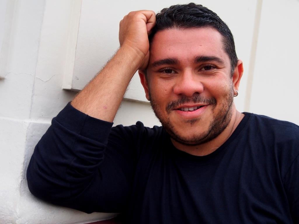 Angelo Speranza apresenta Antologia do Rock Nacional Acústico nesta sexta-feira 