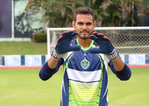 Goleiro Jonathan, do Manaus FC, é emprestado ao Macaé-RJ