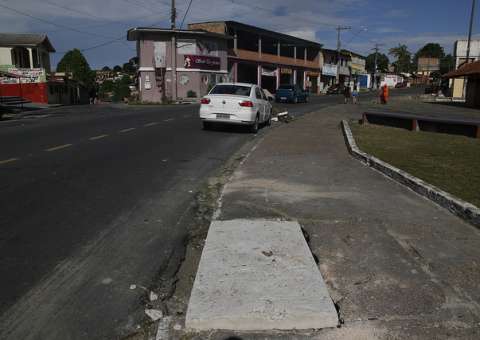 Seguindo termo do MPAM, Prefeitura fecha 1,4mil bueiros de Manaus em 5 meses