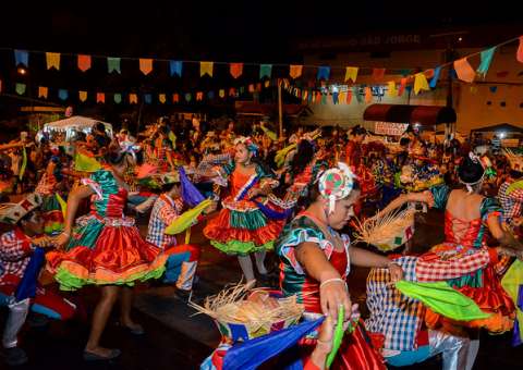 Bairros de Manaus terão 16 festivais folclóricos neste fim de semana