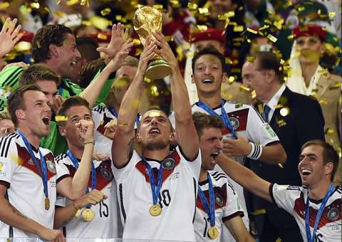 Após título, Alemanha ultrapassa Brasil e assume a liderança do ranking da Fifa