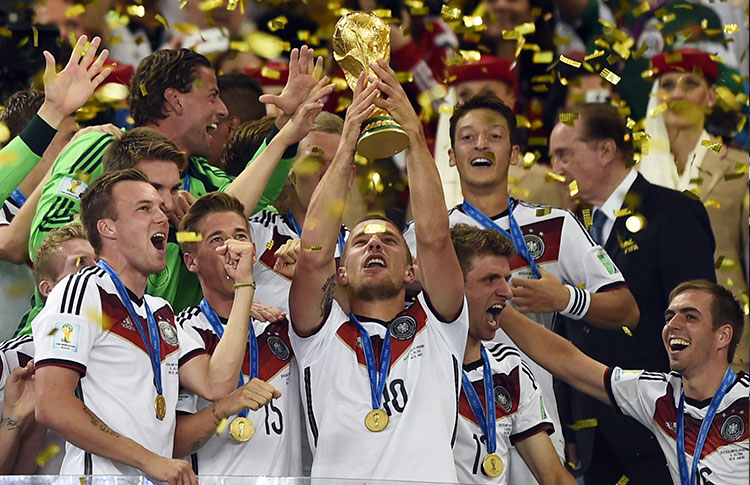 Após título, Alemanha ultrapassa Brasil e assume a liderança do ranking da Fifa