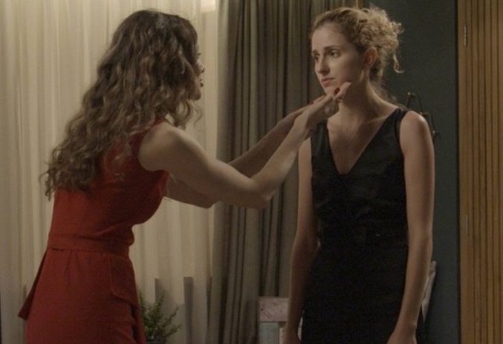 “A Força do Querer”: Joyce ouve Ivana dizer que não é mulher e faz ameaça 