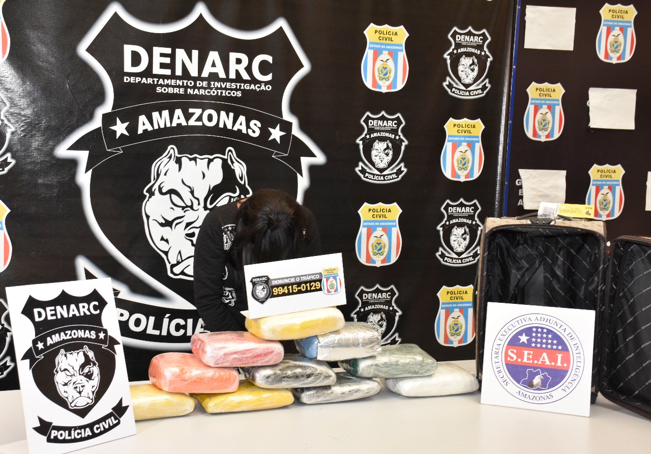 Mulher é presa com droga avaliada em R$100mil em aeroporto de Manaus