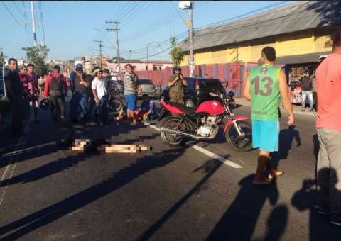 Atropelamento deixa três pessoas feridas em avenida de Manaus