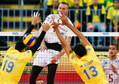 Vôlei: França derrota Brasil e faz história ao conquistar título na Liga Mundial