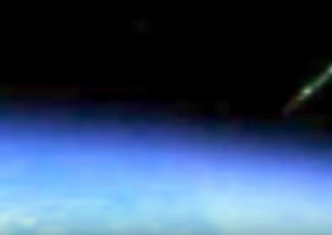 Câmera da NASA filma suposta decolagem de OVNI; Veja