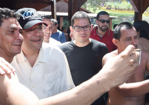 Eduardo Braga reforça apoio a classe trabalhadora em Manaus