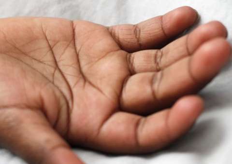 Uma criança morre e outra fica ferida durante briga de trânsito