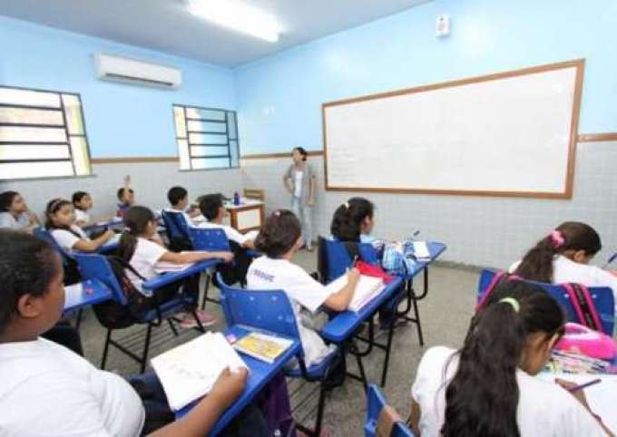 Seduc convoca mais de 30 professores aprovados no PSS