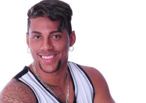 Ex-Rabo de Vaca, Jardel Santos faz show no Forró do Netão nesta quinta