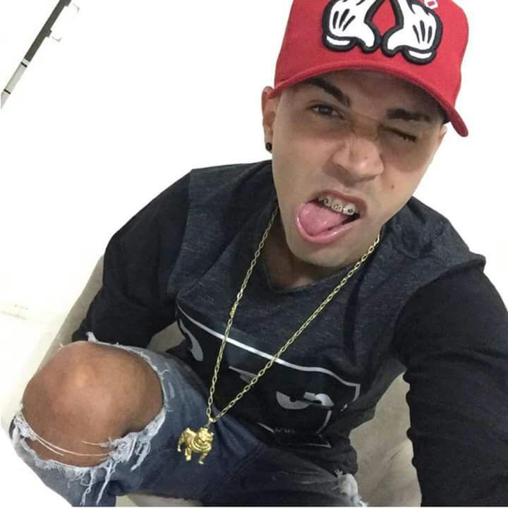 MC Rahell do sucesso ‘Vai da PT’ se apresenta na Casa da Mamãe