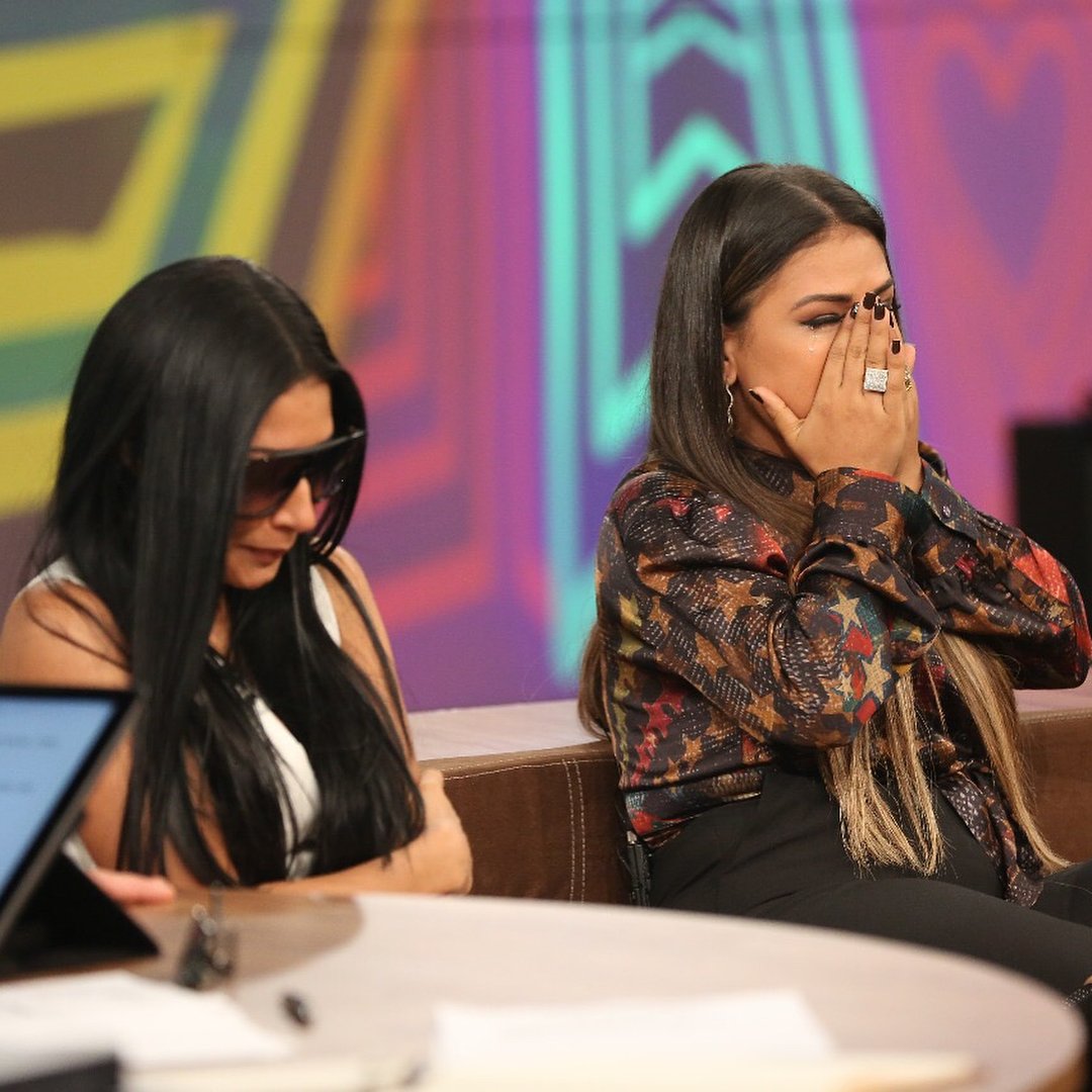 Simone e Simaria vão às lágrimas ao falarem do pai e comovem internautas