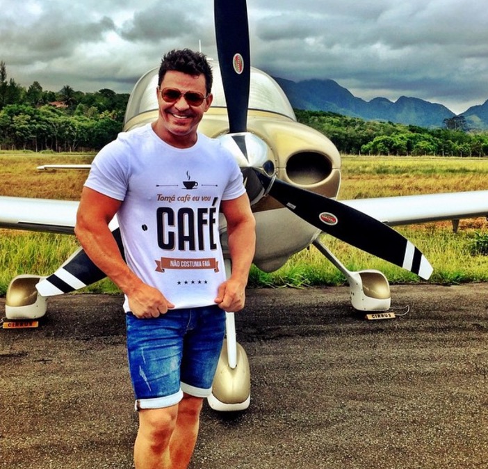 Vaza áudio em que Eduardo Costa pede ‘auxílio’ da Prefeitura para comprar mansão