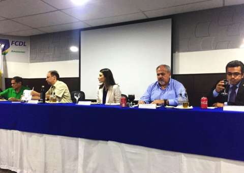 Rebecca Garcia propõe caminhos para a geração de mais empregos