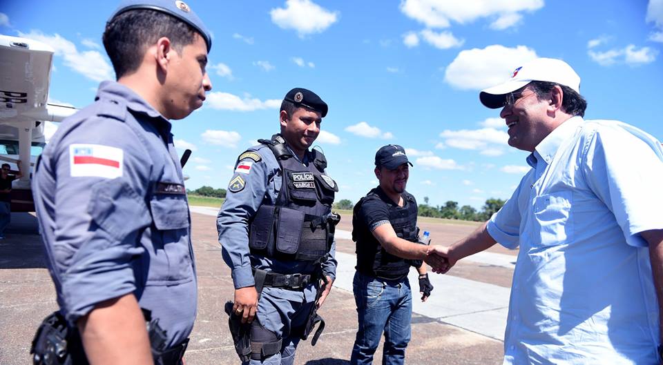 Errata: Eduardo Braga não está questionando na justiça promoção de PMs