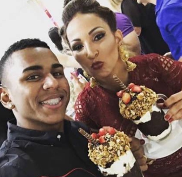 Abalada, Valesca Popozuda cancela shows após morte de seu DJ