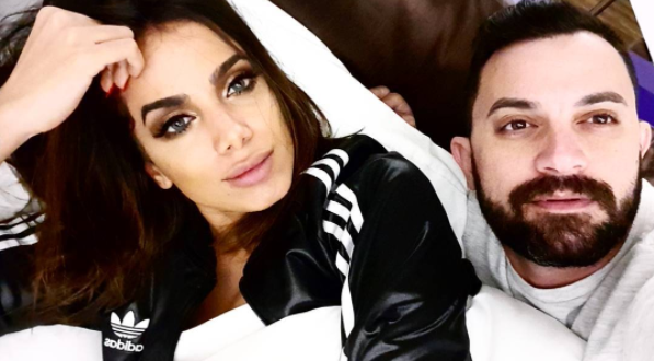  Anitta inova no visual e brinca “Mais uma mudança, não faz diferença”