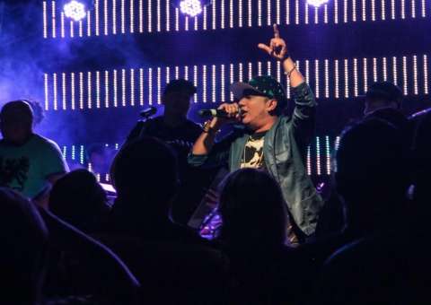 Pé de serra do Moai se transforma no Bar do Maykinho nesta terça