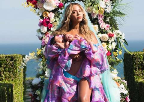 Mãe de gêmeos tenta imitar foto de Beyoncé e resultado viraliza 