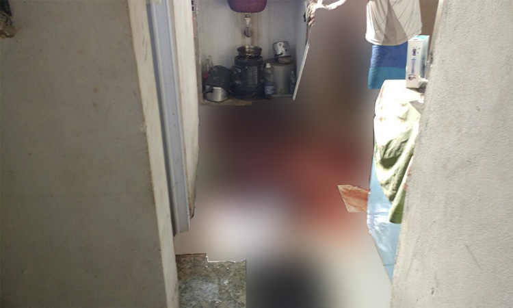 Corpo de idoso é encontrado em decomposição na cozinha de casa, em Manaus