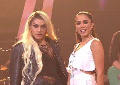 Anitta e Pabllo Vittar quicam com bumbum e arrasam em perfomance ao vivo