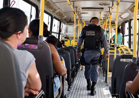 Órgãos fazem parceria para reduzir número de assaltos no transporte coletivo em Manaus