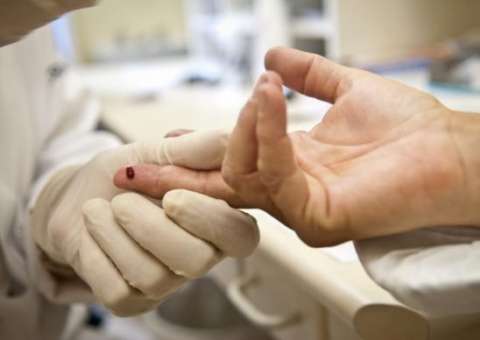 Número de mortes por aids no mundo cai quase pela metade desde 2005