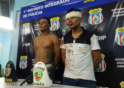 Suspeitos de assaltar comerciante e atirarem em policiais são espancados no Centro de Manaus