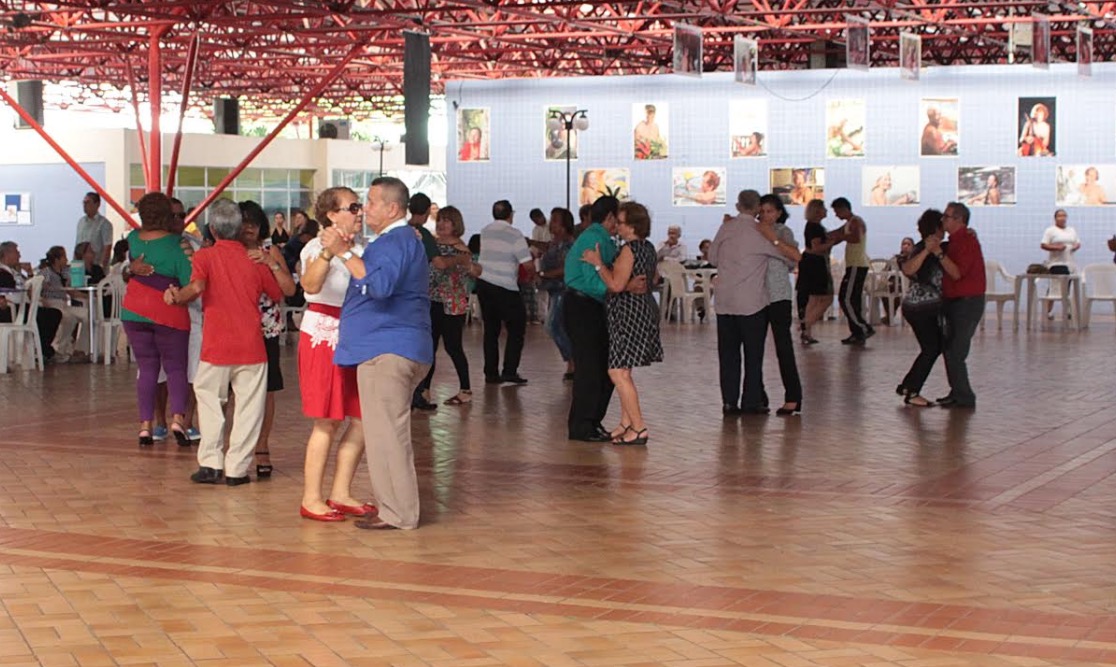Inscrições abertas para cursos de Dança, Coral e Teatro no Centro de Convivência do Idoso