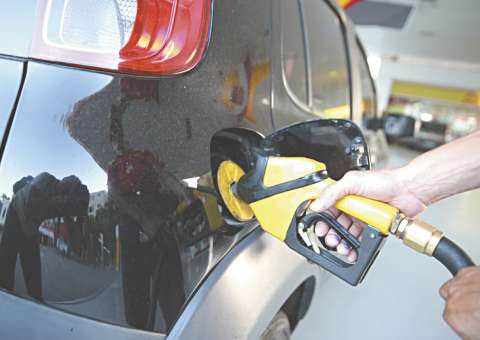Gasolina deverá ficar R$ 0,41 mais cara. Aumento já está valendo